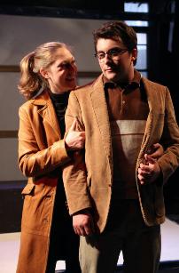 Alice Bahlke as Evelyn and Kirk Gostkowski as Adam in Neil Labute's The Shape of Things